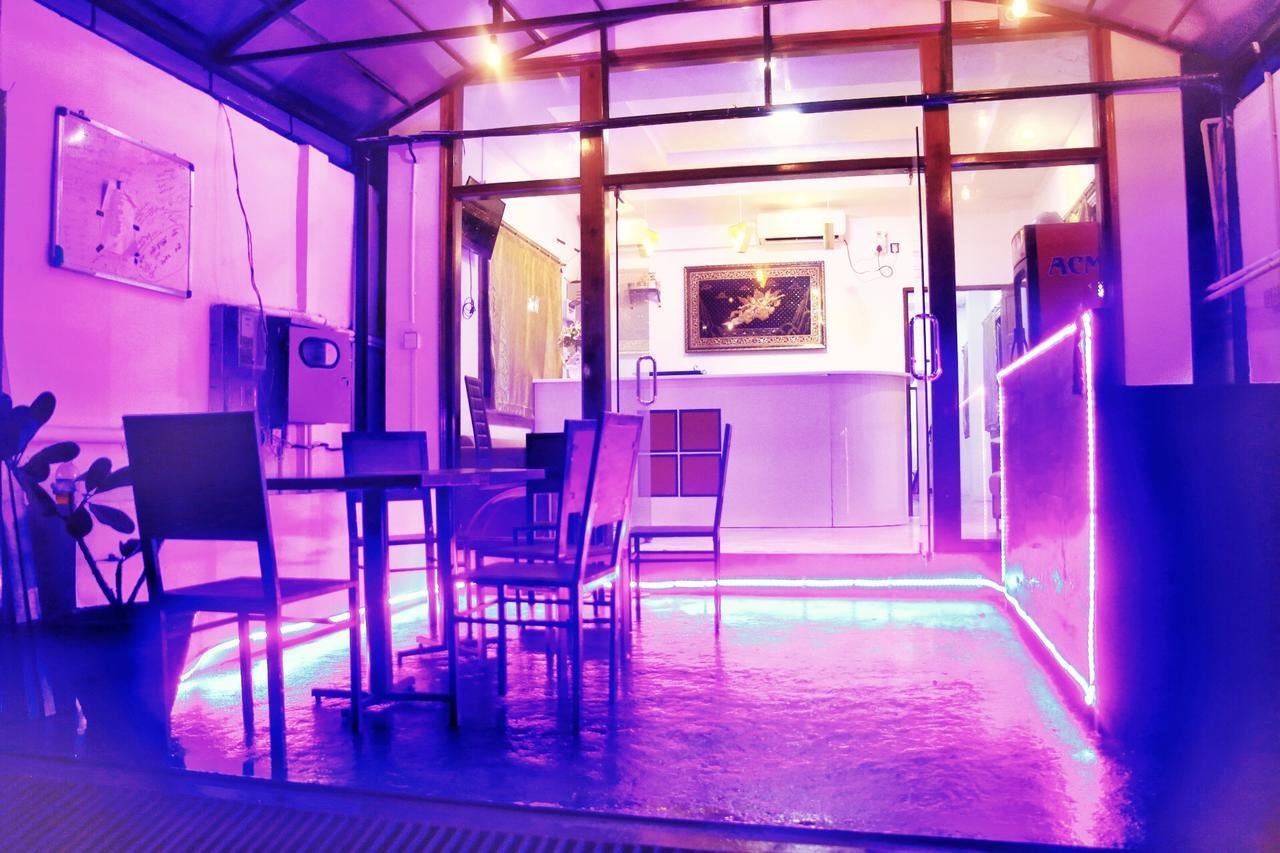The Lodge Yangon Poshtel מראה חיצוני תמונה