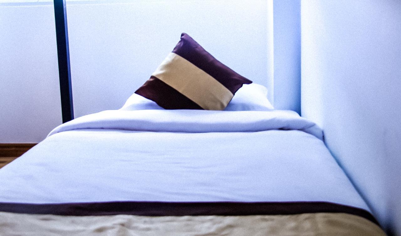 The Lodge Yangon Poshtel מראה חיצוני תמונה