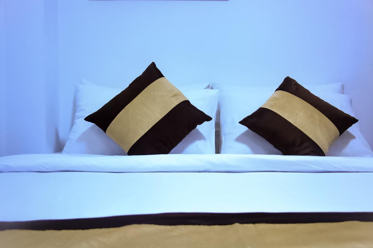 The Lodge Yangon Poshtel מראה חיצוני תמונה