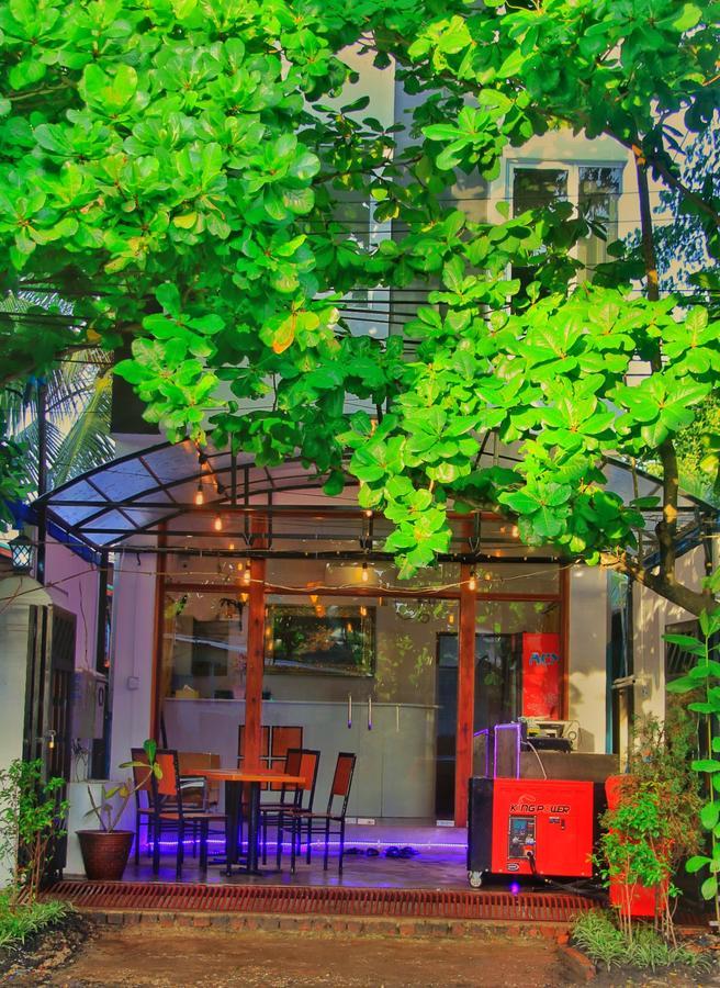The Lodge Yangon Poshtel מראה חיצוני תמונה